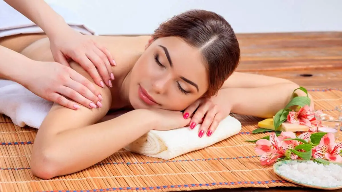 Swedish massage therapy for deep relaxation, full-body spa massage services in Andheri East Mumbai
