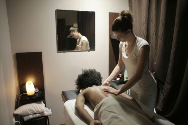 Massage Services Santacruz 1 Best Spa Massage Service in Santacruz, Near Juhu, Bandra, Vile Parle, Khar, Nariman Point
