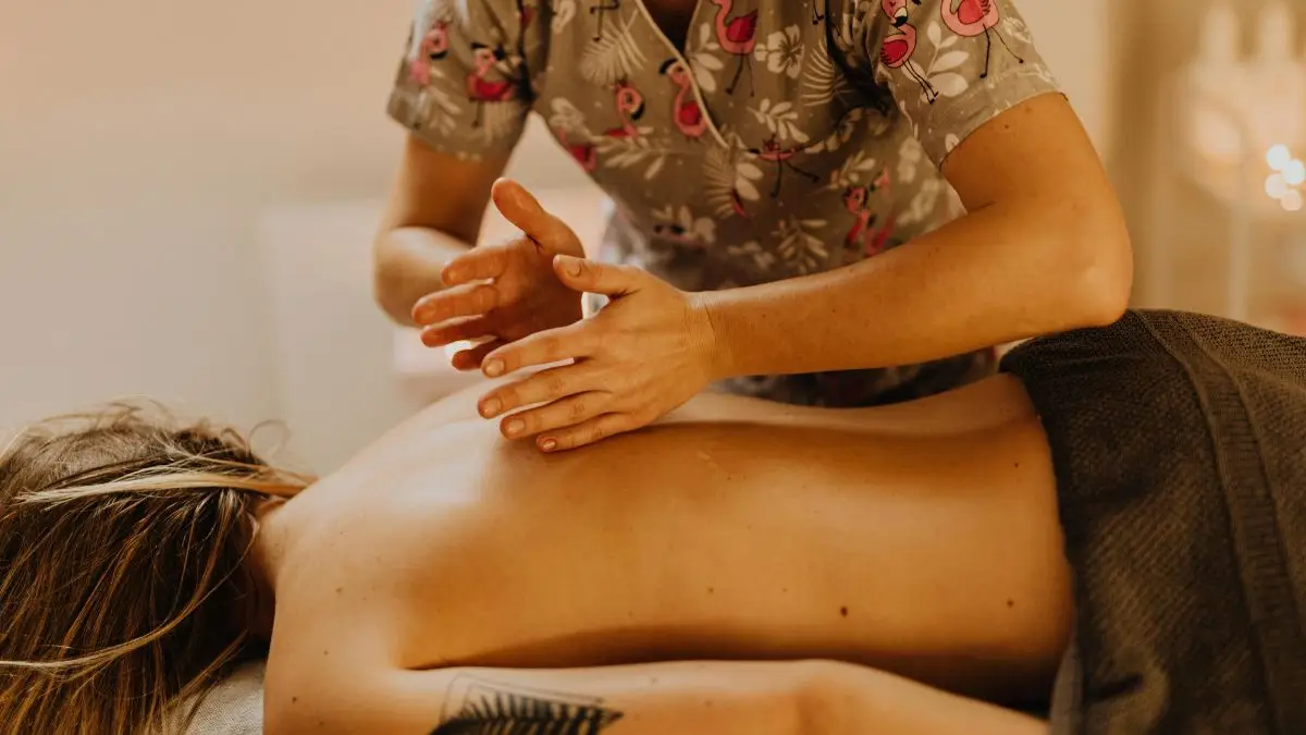 Fusion therapy, full-body spa massage services in Andheri East, and all across Mumbai