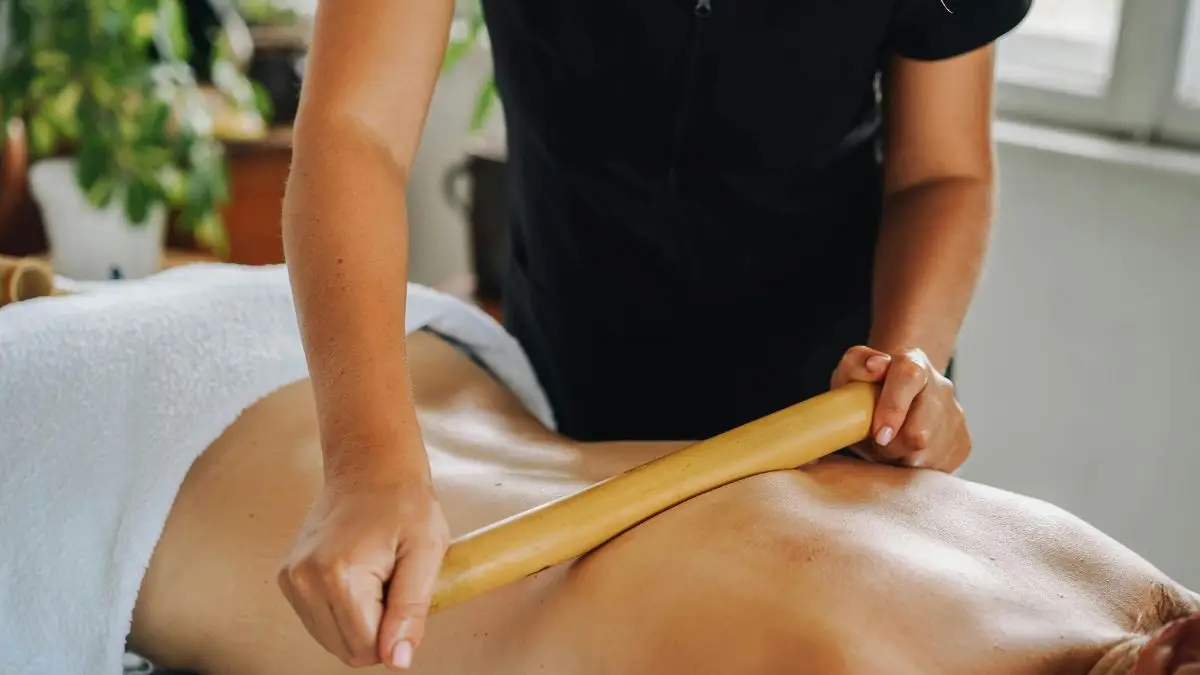Tui Na Chinese full-body spa massage services in Andheri East, and all across Mumbai