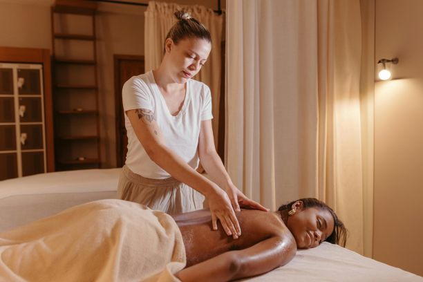 Best full body spa massage Nariman Point